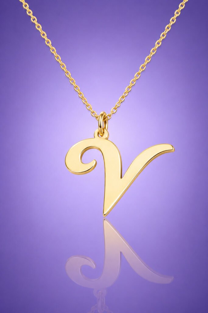 V Harfi 925 Ayar Gümüş Kolye | 18 Ayar Vermeil Premium Sarı Altın Kaplama