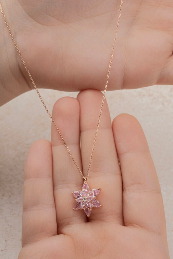 Lila Taşlı Lotus Çiçeği 925 Ayar Gümüş Kolye | 18 Ayar Vermeil Premium Rose Altın Kaplama