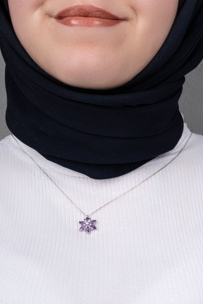 Mor Taşlı Lotus Çiçeği 925 Ayar Gümüş Kolye | 18 Ayar Vermeil Premium Beyaz Altın Kaplama
