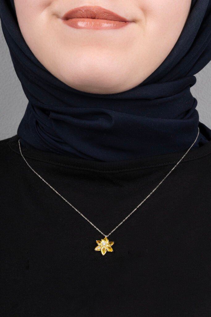 Sarı Taşlı Lotus Çiçeği 925 Ayar Gümüş Kolye | 18 Ayar Vermeil Premium Beyaz Altın Kaplama