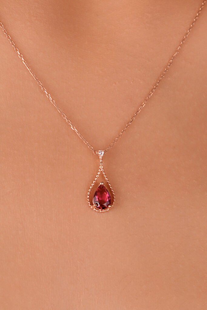 Yakut Kırmızısı Su Damlası 925 Ayar Gümüş Kolye | 18 Ayar Vermeil Premium Rose Altın Kaplama