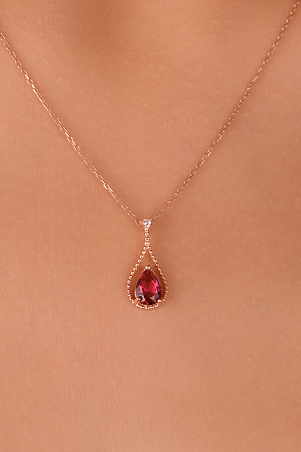 Jewelmim Yakut Kırmızısı Su Damlası Rose Altın Kaplama Gümüş Kolye, şık gümüş kolye modelleri, sevgiliye gümüş kolye hediyesi