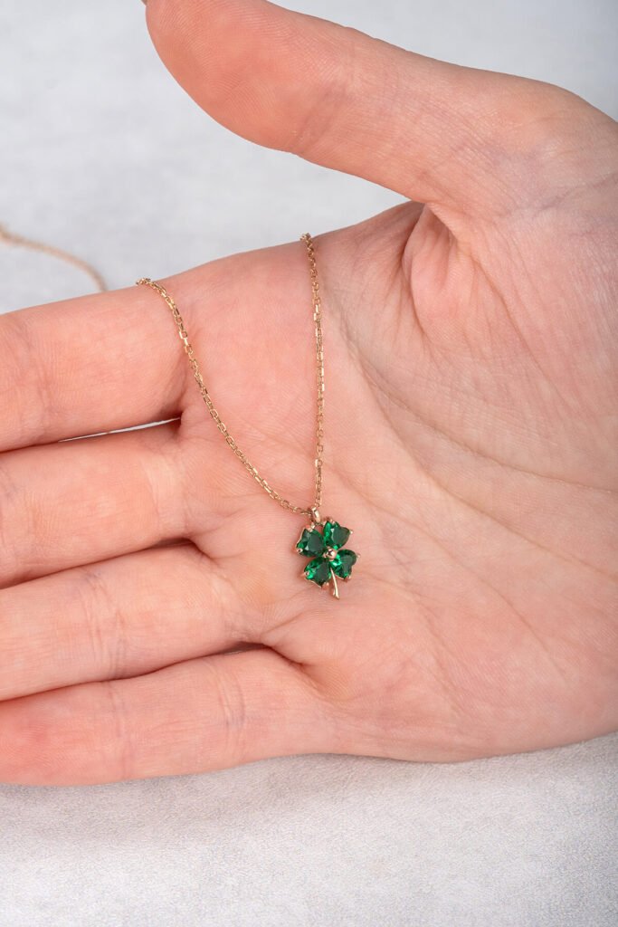 Yeşil Taşlı 4 Yapraklı Yonca 925 Ayar Gümüş Kolye | 18 Ayar Vermeil Premium Rose Altın Kaplama