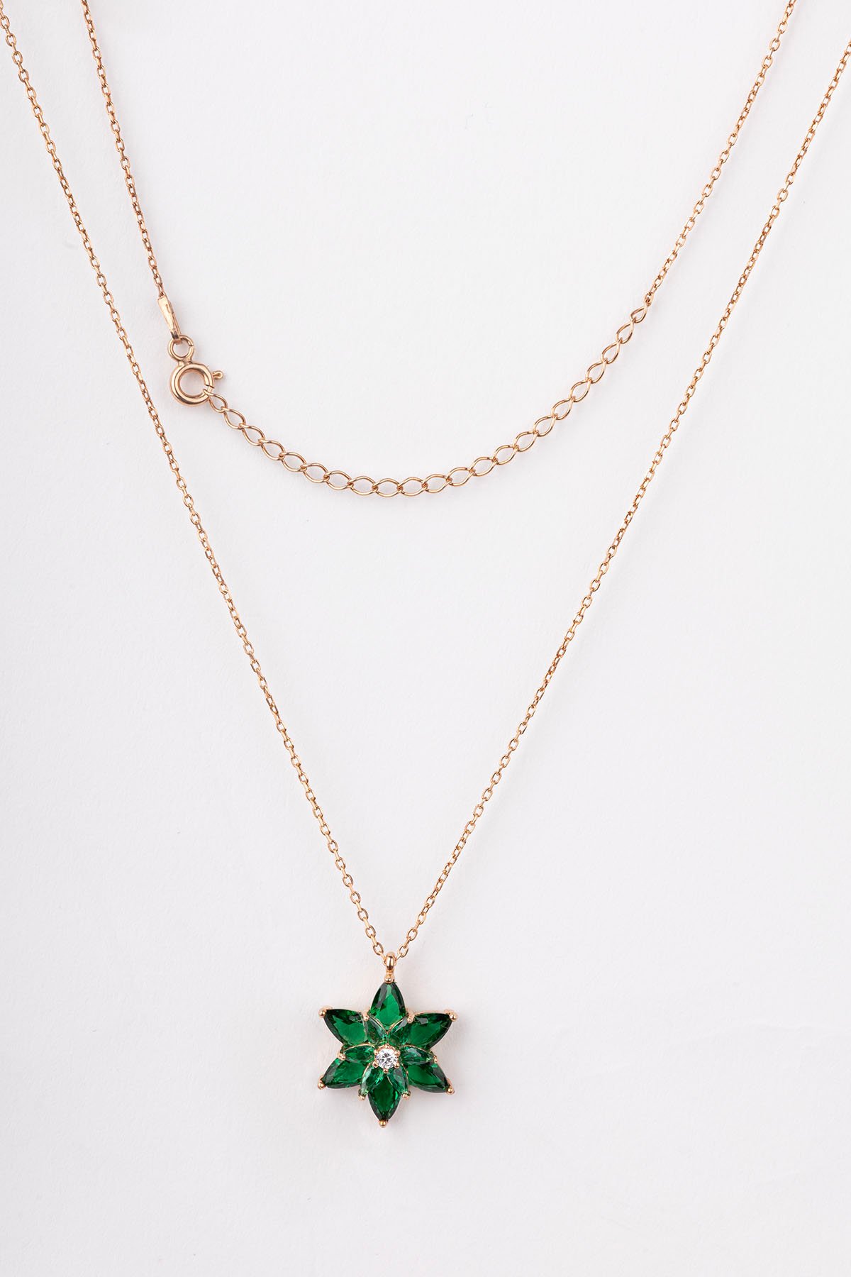 Jewelmim Yeşil Taşlı Lotus Çiçeği Rose Altın Kaplama Gümüş Kolye, şık gümüş kolye modelleri, sevgiliye gümüş kolye hediyesi